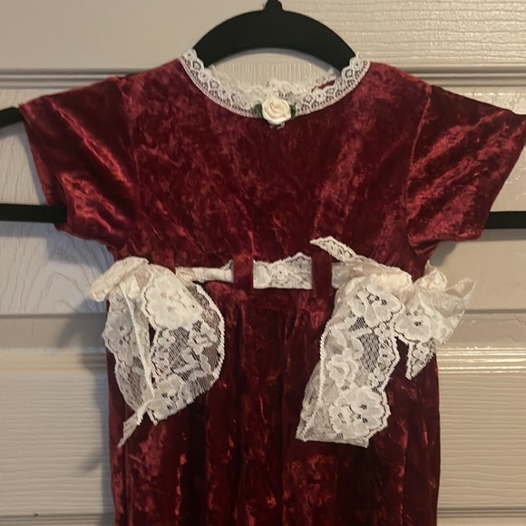 Vintage Girls Burgundy Evy Velour/Velvet Lace Jumper Jumpsuit 6-9 Months - Picture 3 of 6